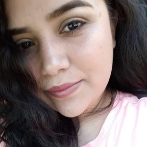 Meet your Posher, Aracely